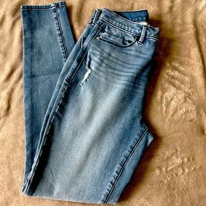 Bebe High Rise skinny Jeans